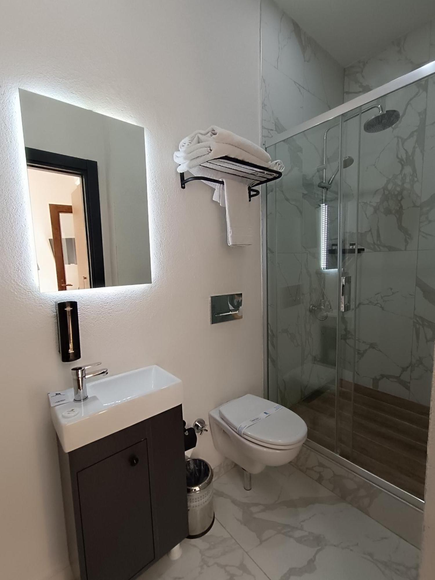 Comfy Otel Antalya Lara Luaran gambar