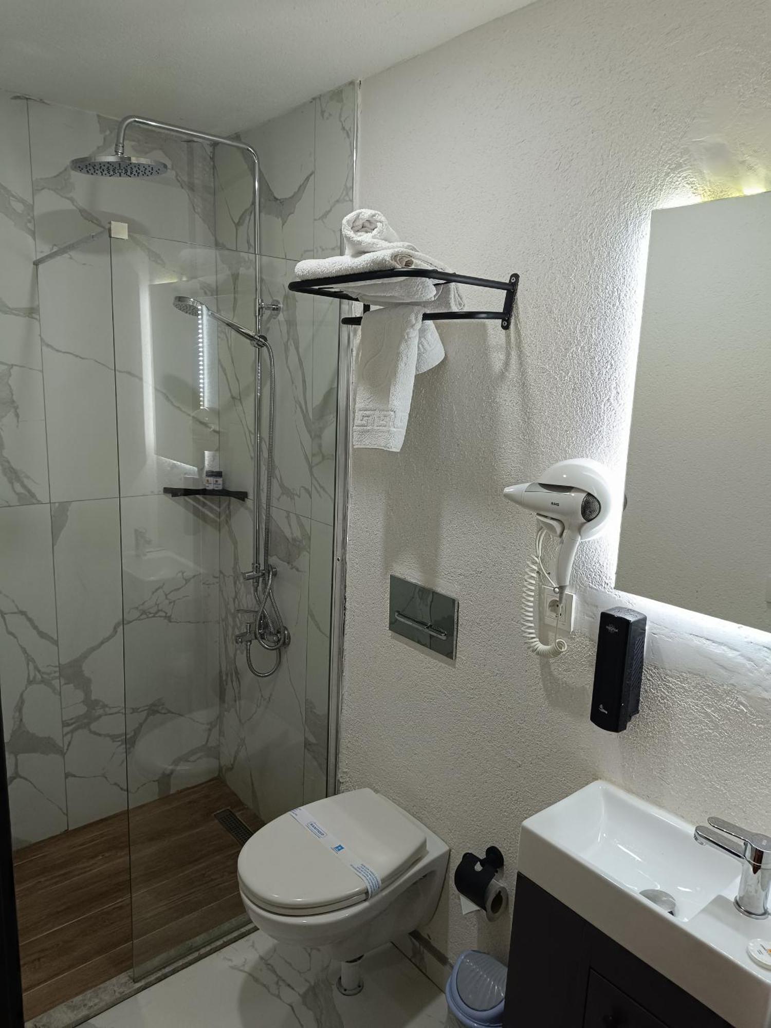 Comfy Otel Antalya Lara Luaran gambar